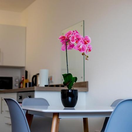 נורת' שילדס Sigma Executive Apartment 6 מראה חיצוני תמונה